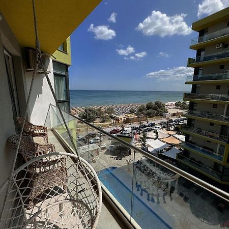Desiree Beach Apartment นาโวดาริ ภายนอก รูปภาพ