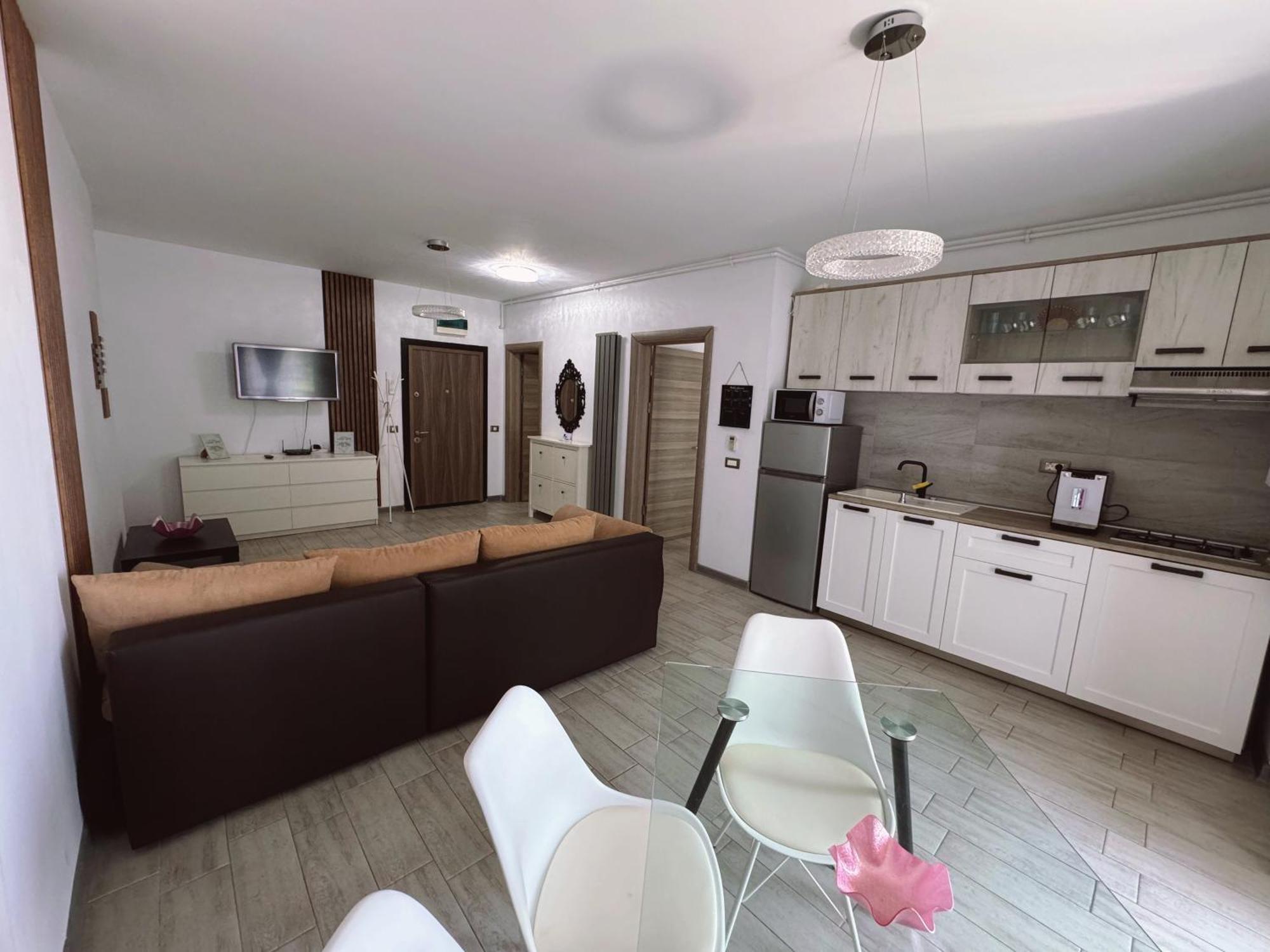 Desiree Beach Apartment นาโวดาริ ภายนอก รูปภาพ